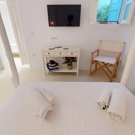Marinalio By Whitelist Mykonos * Ftelia (Mykonos)